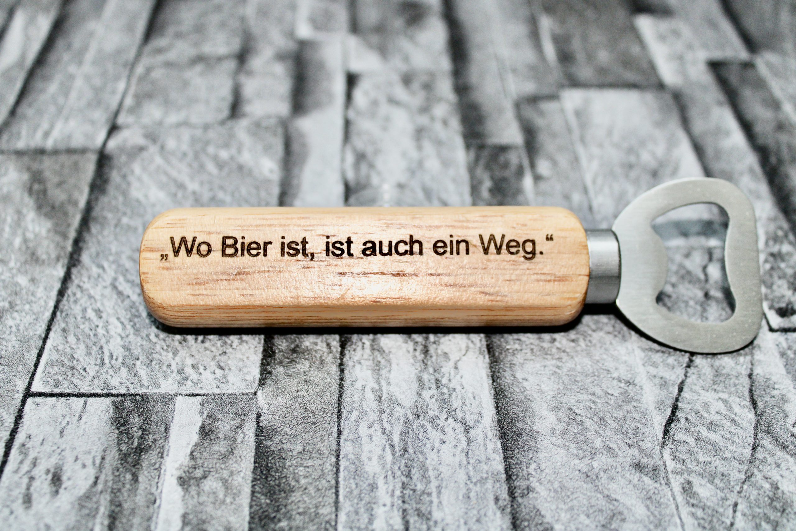 Flaschenöffner mit Holzgriff – Bild 3