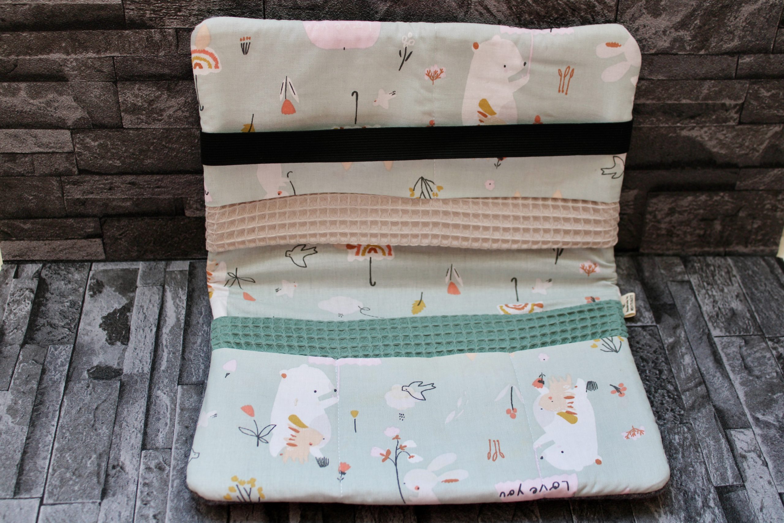 Handgemachte Wickel-/Windeltasche – Bild 6